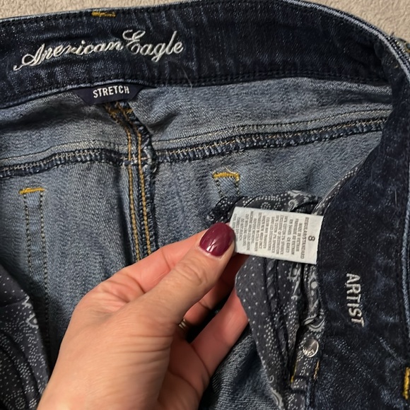 American Eagle Dark Wash Capri Jeans- Stretch- Size 8, worn, but great condition - Picture 5 of 5